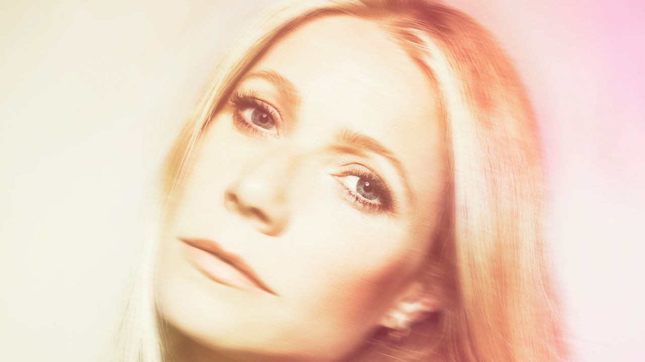 poster p  gwyneth paltrow goes to market