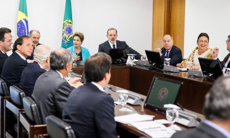RS-Dilma-20150819-03