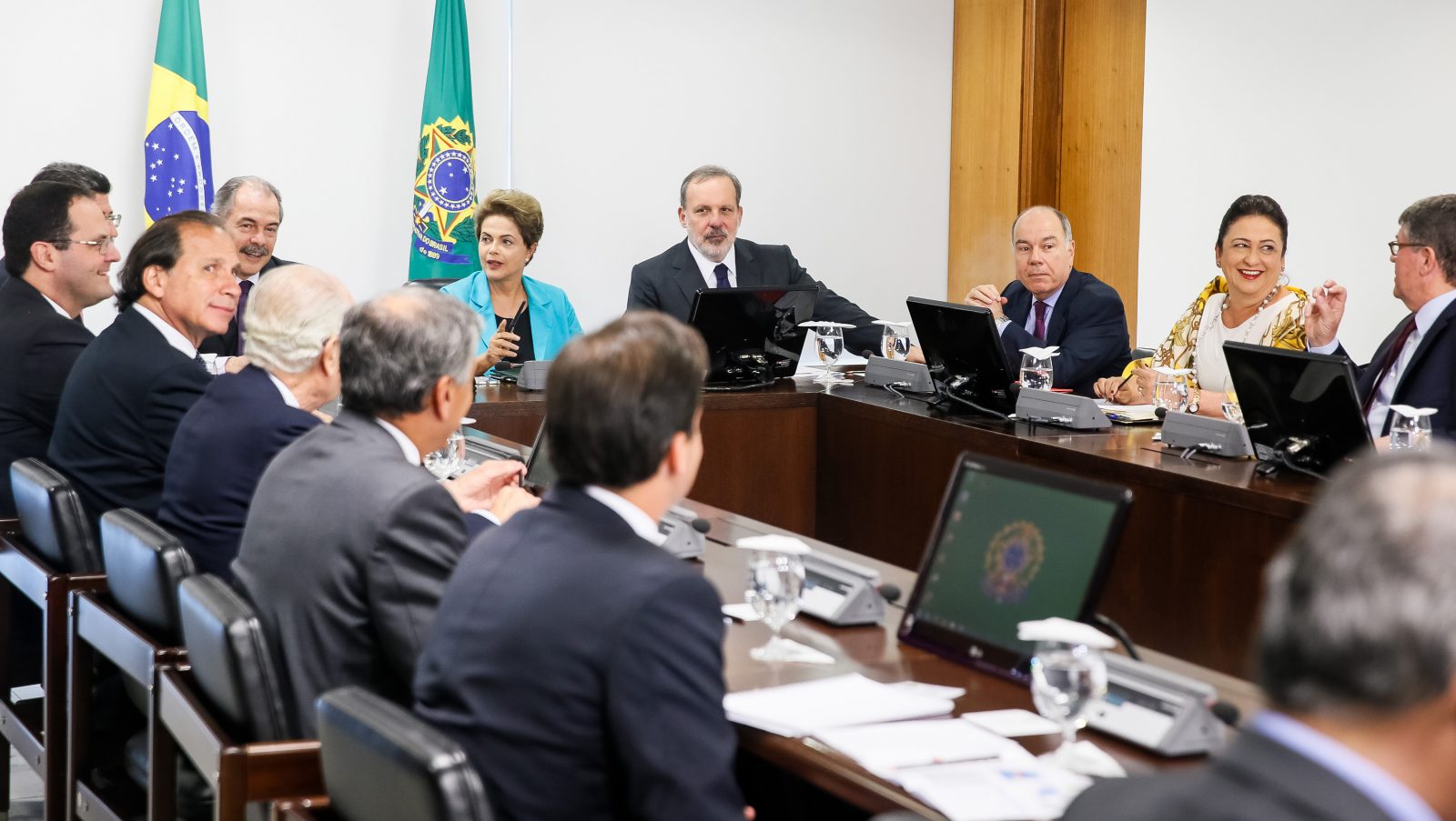 RS-Dilma-20150819-03